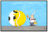 Cartoon: Fußball oder Tennis (small) by Kostas Koufogiorgos tagged karikatur,koufogiorgos,illustration,cartoon,tennis,fussball,ball,anstreichen,wechsel,fan,kerber,wimbledon,sieg,wm,sport,michel