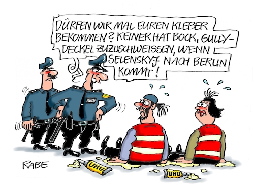 Cartoon: Ausleihsation (medium) by RABE tagged klima,klimaziele,klimawende,ampel,wissing,streit,umsetzung,rabe,ralf,böhme,cartoon,karikatur,pressezeichnung,farbcartoon,tagescartoon,dürre,klimakatastrophe,polizei,uhu,kleber,pattex,warnweste,klimaaktivisten,polizisten,kanaldeckel,gully,gullydeckel,deckel,staatsbesuch,selenskyj,ukraine,kanzler,einladung,berlin,berlinbesuch,klima,klimaziele,klimawende,ampel,wissing,streit,umsetzung,rabe,ralf,böhme,cartoon,karikatur,pressezeichnung,farbcartoon,tagescartoon,dürre,klimakatastrophe,polizei,uhu,kleber,pattex,warnweste,klimaaktivisten,polizisten,kanaldeckel,gully,gullydeckel,deckel,staatsbesuch,selenskyj,ukraine,kanzler,einladung,berlin,berlinbesuch