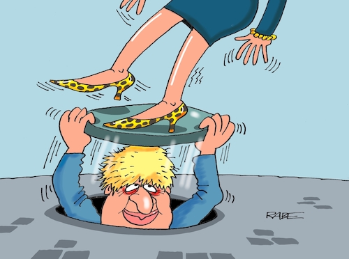 Cartoon: Johnson aus der Unterwelt (medium) by RABE tagged may,johnson,labour,konservative,parlamentswahlen,brexit,großbritannien,downingstreet,labourpartei,rabe,ralf,böhme,cartoon,karikatur,pressezeichnung,farbcartoon,tagescartoon,theresa,boris,unterhaus,eu,gully,gullydeckel,unterwelt,rücktritt,queen,elisabeth,high,heels,may,johnson,labour,konservative,parlamentswahlen,brexit,großbritannien,downingstreet,labourpartei,rabe,ralf,böhme,cartoon,karikatur,pressezeichnung,farbcartoon,tagescartoon,theresa,boris,unterhaus,eu,gully,gullydeckel,unterwelt,rücktritt,queen,elisabeth,high,heels