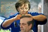 Cartoon: barbers .. in scurfy head. (small) by takis vorini tagged vorini
