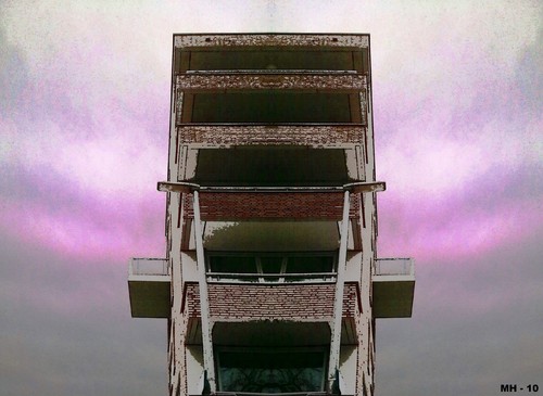 Cartoon: MH - The Lost Building (medium) by MoArt Rotterdam tagged building,lost,lostbuilding,purple,purplesky