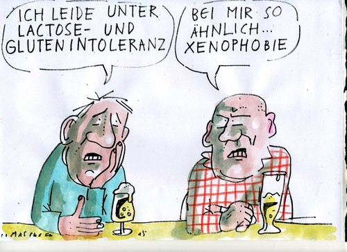 Cartoon: Intoleranz (medium) by Jan Tomaschoff tagged intoleranz,fremdenfeindlichkeit,intoleranz,fremdenfeindlichkeit