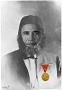 Cartoon: Obamas Nobel (small) by Hayati tagged peace,nobel,for,obama,hayati,boyacioglu