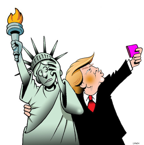 Cartoon: Trump selfie (medium) by toons tagged statue,of,liberty,trump,selfies,statue,of,liberty,trump,selfies