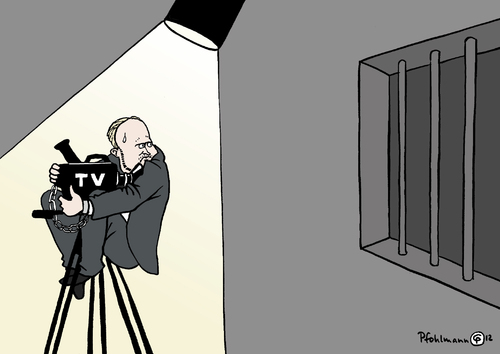 Cartoon: Breivik (medium) by Pfohlmann tagged karikatur,color,farbe,2012,norwegen,breivik,massenmörder,täter,massenmord,prozess,medien,aufmerksamkeit,kamera,fernsehkamera,tv,schweinwerfer,scheinwerferlicht,spot,gefängnis,lebenslang,haft,haftstrafe,gitter,gitterstäbe,angst,2012,norwegen,massenmörder,täter,breivik,massenmord,prozess,aufmerksamkeit