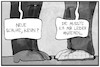 Cartoon: Kevins neue Schuhe 2 (small) by Kostas Koufogiorgos tagged karikatur,koufogiorgos,illustration,cartoon,groko,grokodil,leder,schuhe,spd,abstimmung,sozialdemokraten,jusos