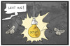 Cartoon: Spanien und Portugal (small) by Kostas Koufogiorgos tagged karikatur,koufogiorgos,illustration,cartoon,spanien,portugal,defizit,lampe,licht,glühbirne,motten,eu,europa,strafe,stabilitätspakt,politik,wirtschaft